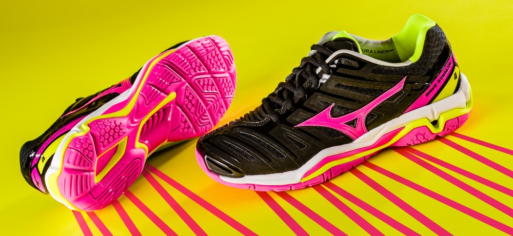 Mizuno Wave Stealth Black/Pink/Yellow női cipő -